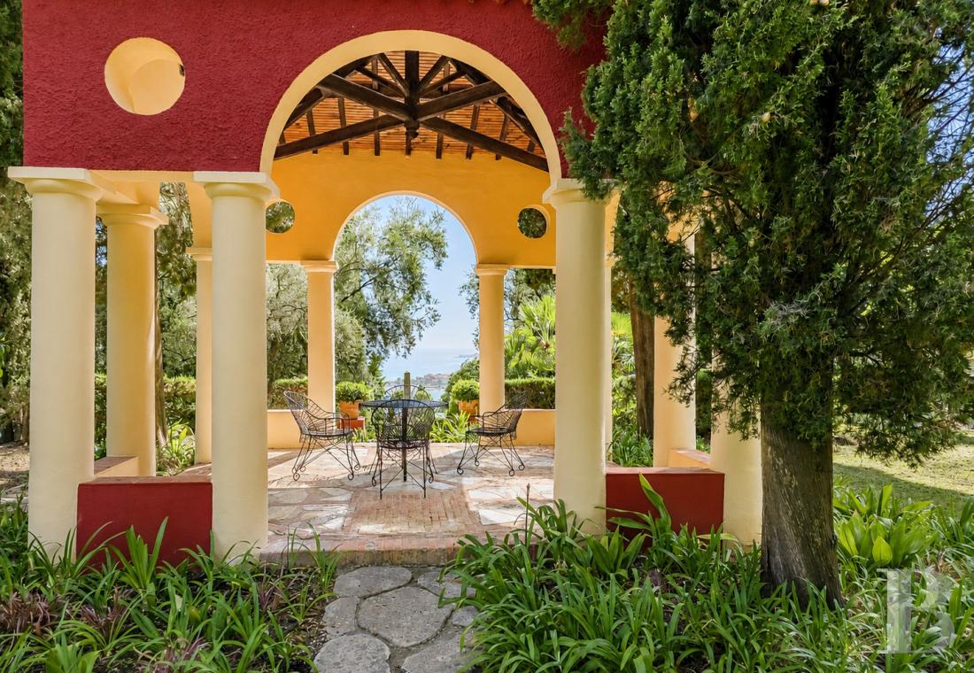 castles for sale France provence cote dazur   - 28